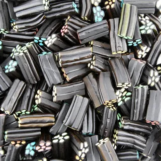 Barriles de regaliz llenos