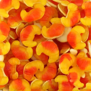 Croissants con nata y fresas